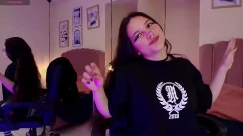 hanabie_ online show from January 15, 3:23 am