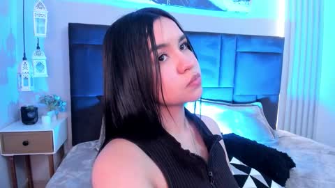 hanna  online show from December 2, 3:41 am