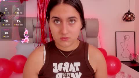 hanna__evans_ online show from February 14, 12:40 pm