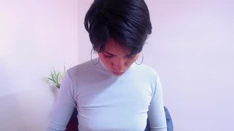 Snapshot of hanna_chloe chatting on January 13, 3:26 pm Sara online show from January 13, 3:26 pm