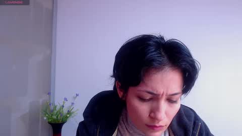 Snapshot of hanna_chloe chatting on February 16, 4:21 pm Sara online show from February 16, 4:21 pm