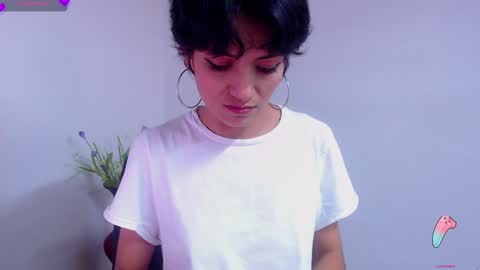 Snapshot of hanna_chloe chatting on January 30, 3:40 pm Sara online show from January 30, 3:40 pm