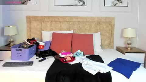 hanna_daze online show from February 20, 11:23 am