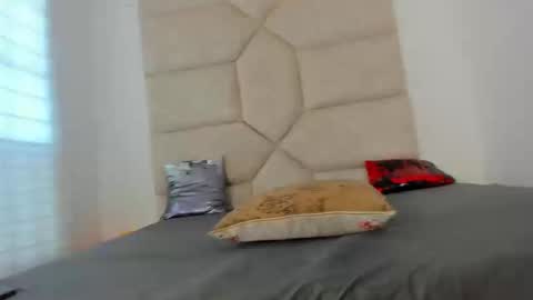 Hanna lens online show from September 22, 8:51 pm