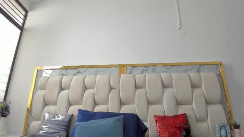 Hanna lens online show from April 11, 7:28 pm