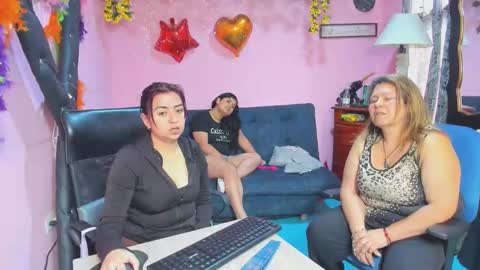 Hanna online show from February 28, 2:49 pm