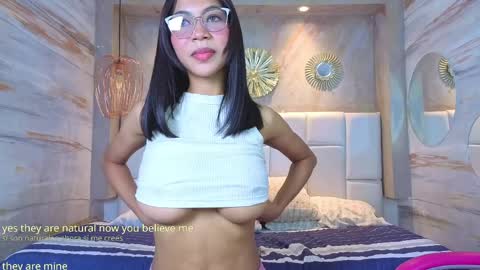 hanna_vic online show from April 7, 9:50 pm