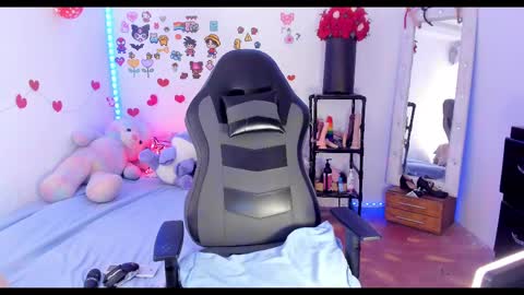 Snapshot of hanna_weist1 chatting on February 24, 4:04 am Akane Tendo online show from February 24, 4:04 am