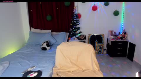 Snapshot of hanna_weist1 chatting on December 26, 12:03 am Akane Tendo online show from December 26, 12:03 am