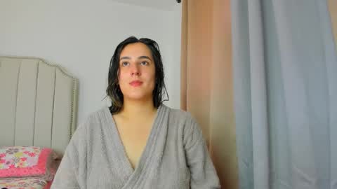 Hanna online show from February 15, 5:01 pm