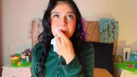 Hanna 3 online show from April 6, 2:51 pm