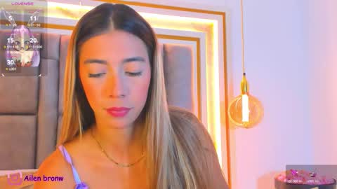 Eliana online show from November 5, 11:32 pm