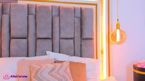 Eliana online show from November 30, 12:37 am