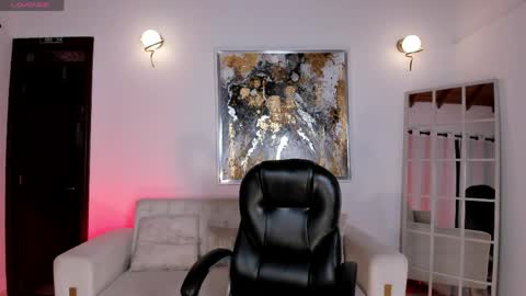  Hanna Connor  online show from April 20, 12:24 am