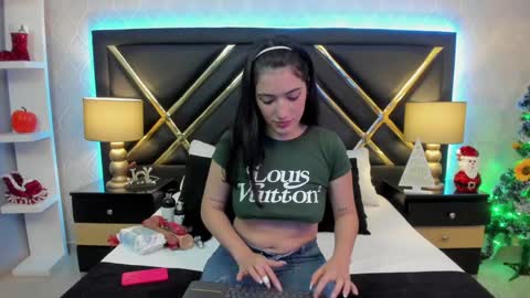 HannaDawsons online show from December 30, 11:28 pm