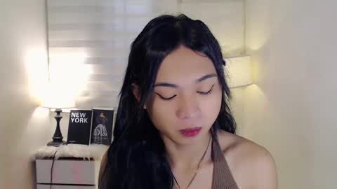 Snapshot of hannah_davis69 chatting on February 8, 4:57 am Riah online show from February 8, 4:57 am