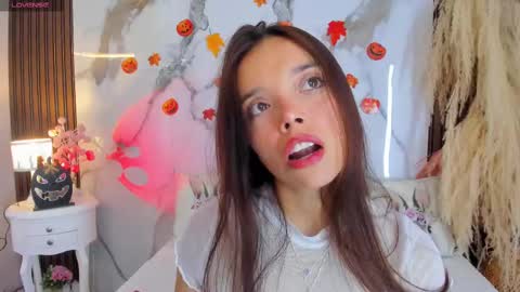 Hannahill69 online show from October 22, 5:12 am