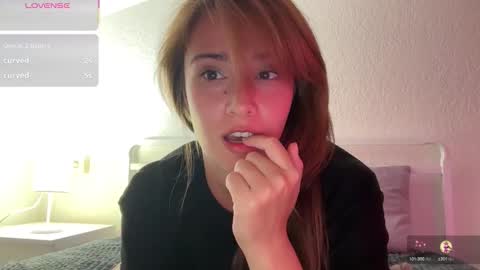Snapshot of hannahinto chatting on September 13, 4:04 pm hannahinto online show from September 13, 4:04 pm
