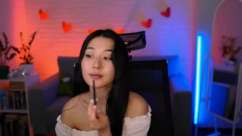 hannarosie online show from March 6, 7:42 pm