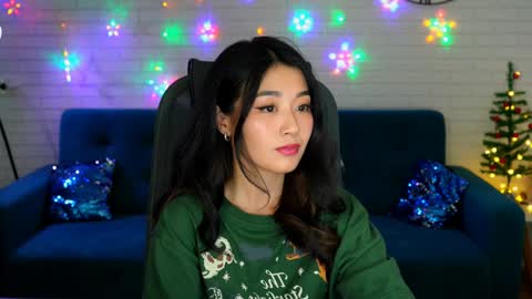 hannarosie online show from December 9, 6:25 pm