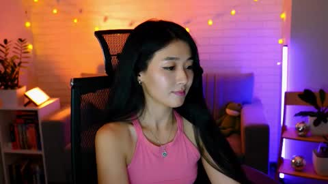 hannarosie online show from October 5, 7:52 pm