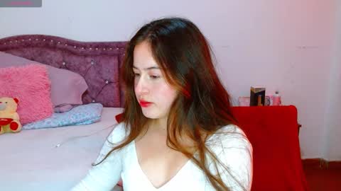 isabella   online show from February 20, 4:41 pm