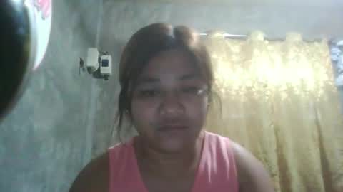 happy00725310 online show from December 3, 9:50 pm