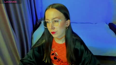 Stephanie online show from April 11, 7:06 pm