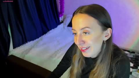 Stephanie online show from December 12, 6:10 pm