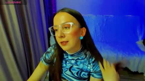 Stephanie online show from January 11, 7:30 pm