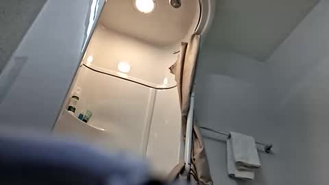 happysunshine4319 online show from March 13, 11:44 am