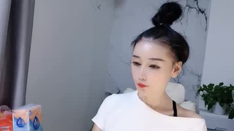 Snapshot of happysweety1688 chatting on October 4, 7:14 am happysweety1688 online show from October 4, 7:14 am