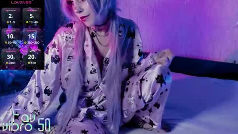 Mia online show from November 8, 9:53 pm