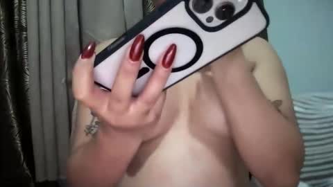 Snapshot of hardfucking_kelly chatting on October 13, 5:26 pm jessabelle online show from October 13, 5:26 pm