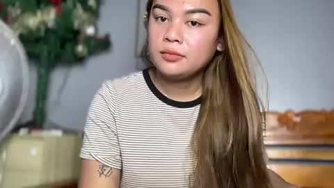 Snapshot of hardfucking_kelly chatting on February 6, 12:43 am jessabelle online show from February 6, 12:43 am