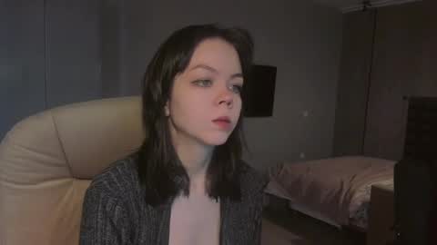 Snapshot of haribo_asmr chatting on September 18, 9:41 am Miss Hari online show from September 18, 9:41 am