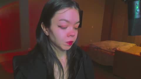 Snapshot of haribo_asmr chatting on December 12, 10:02 am Miss Hari online show from December 12, 10:02 am