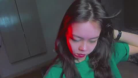 Snapshot of haribo_asmr chatting on January 29, 10:16 am Miss Hari online show from January 29, 10:16 am