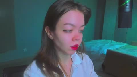 Snapshot of haribo_asmr chatting on December 10, 8:40 am Miss Hari online show from December 10, 8:40 am