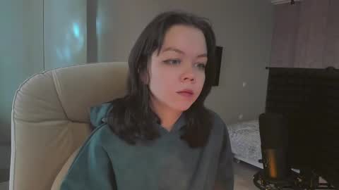 Snapshot of haribo_asmr chatting on October 1, 12:10 pm Miss Hari online show from October 1, 12:10 pm