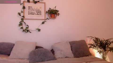 Harmony    Please help me to reach 100 thumbs up online show from January 3, 4:00 am