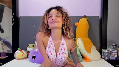 Harmony Hill online show from April 3, 10:52 pm