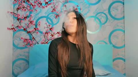 Hasel online show from April 14, 9:59 pm