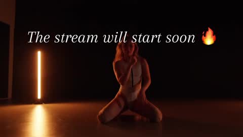 Anna online show from April 13, 8:59 am