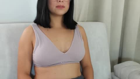 hawaiibliss_18 online show from March 10, 4:00 pm