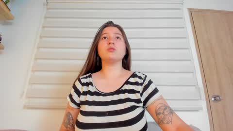 Im Hazel online show from February 6, 6:46 pm