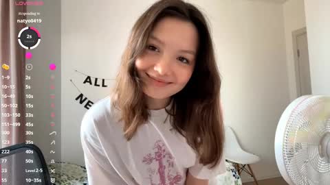 Kira online show from June 2, 1:12 pm