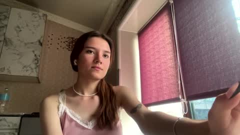 Lili online show from April 3, 12:03 pm