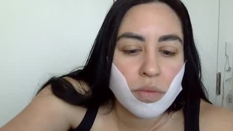 heatwavee online show from February 15, 2:22 pm