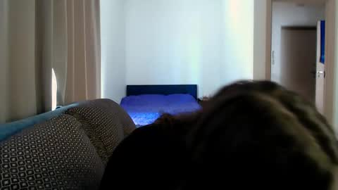 helen_adams_ online show from May 2, 7:11 am